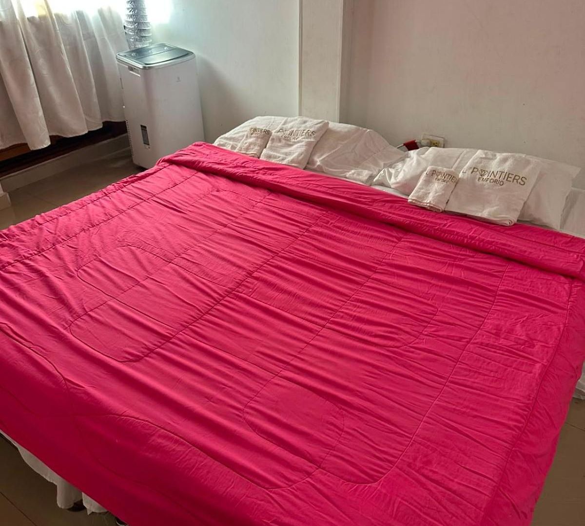 Habitación Dos Personas En Boca Grande, Cartagena, Cómoda Y Céntrica Cartagena